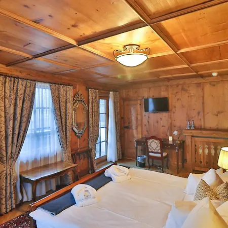 Schneider Hof Boutique St Anton am Arlberg