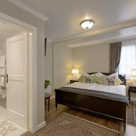 Schneider Hof Boutique Hotel 4*