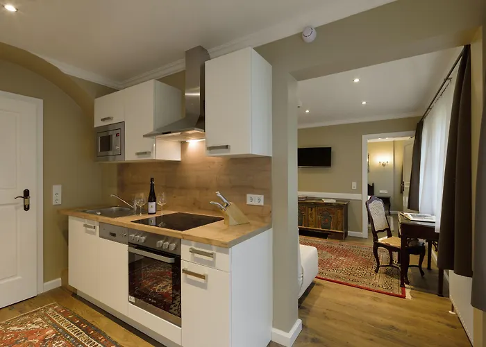 Schneider Hof Boutique 호텔 장크트안톤암아를베르크